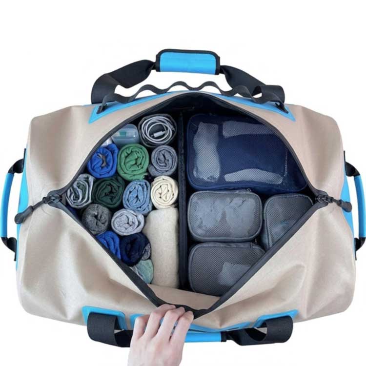Hur man packar en vattentät resväska effektivt
